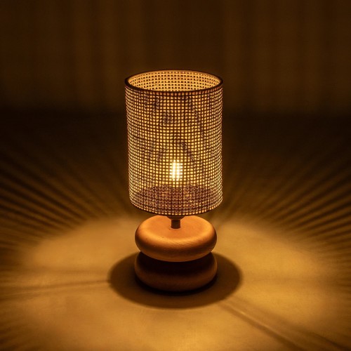 GloboStar® KLOO 204-0143 Boho Eπιτραπέζιο Φωτιστικό Μονόφωτο 1 x E27 IP20 Καφέ Ξύλο με Μπεζ Διάτρτητο Ύφασμα - Μ15 x Π15 x Υ35cm Διακόσμηση - Φως - Χαλιά