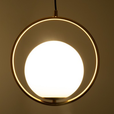 GLOBOSTAR® MADRID 00932 Μοντέρνο Κρεμαστό Φωτιστικό Οροφής με Ντουί 1 x E27 AC 220-240V IP20 - Χρυσό & Λευκό - Μ30 x Π20 x Υ30cm GLOBOSTAR® MADRID 00932 Μοντέρνο Κρεμαστό Φωτιστικό Οροφής με Ντουί 1 x E27 AC 220-240V IP20 - Χρυσό & Λευκό - Μ30 x Π20 x Υ30cm