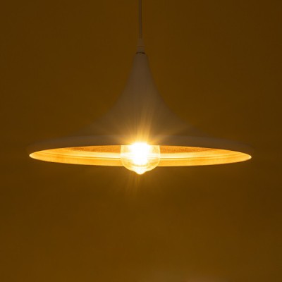 GloboStar® SHANGHAI WHITE 01026-B Μοντέρνο Κρεμαστό Φωτιστικό Οροφής Μονόφωτο 1 x E27 Λευκό Μεταλλικό Καμπάνα Φ37 x Υ17cm Διακόσμηση - Φωτισμός - Χαλιά GloboStar® SHANGHAI WHITE 01026-B Μοντέρνο Κρεμαστό Φωτιστικό Οροφής Μονόφωτο 1 x E27 Λευκό Μεταλλικό Καμπάνα Φ37 x Υ17cm Διακόσμηση - Φωτισμός - Χαλιά