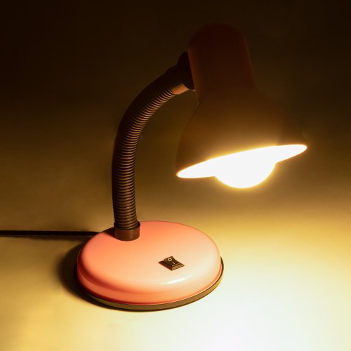 GLOBOSTAR® STUDENT 01534 Μοντέρνο Επιτραπέζιο Φωτιστικό Πορτατίφ με Ντουί 1 x E27 AC 220-240V IP20 - Ροζ - Μ12 x Π12 x Υ32cm GLOBOSTAR® STUDENT 01534 Μοντέρνο Επιτραπέζιο Φωτιστικό Πορτατίφ με Ντουί 1 x E27 AC 220-240V IP20 - Ροζ - Μ12 x Π12 x Υ32cm