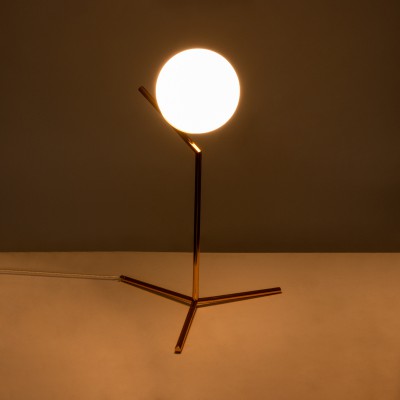 GloboStar® ELFIS GOLD 01551 Μοντέρνο Επιτραπέζιο Φωτιστικό Πορτατίφ Μονόφωτο Χρυσό Μεταλλικό με Λευκό Γυαλί Φ15 x Υ53cm Διακόσμηση - Φωτισμός - Χαλιά GloboStar® ELFIS GOLD 01551 Μοντέρνο Επιτραπέζιο Φωτιστικό Πορτατίφ Μονόφωτο Χρυσό Μεταλλικό με Λευκό Γυαλί Φ15 x Υ53cm Διακόσμηση - Φωτισμός - Χαλιά